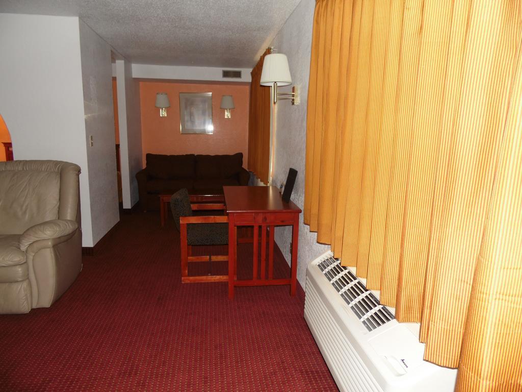 American Inn & Suites Boone Szoba fotó