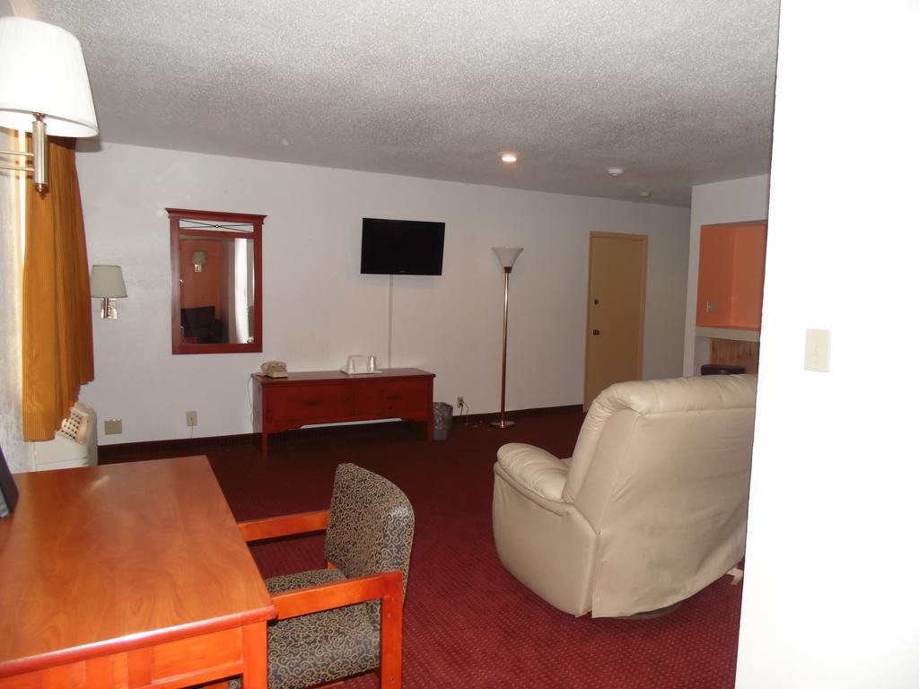 American Inn & Suites Boone Szoba fotó