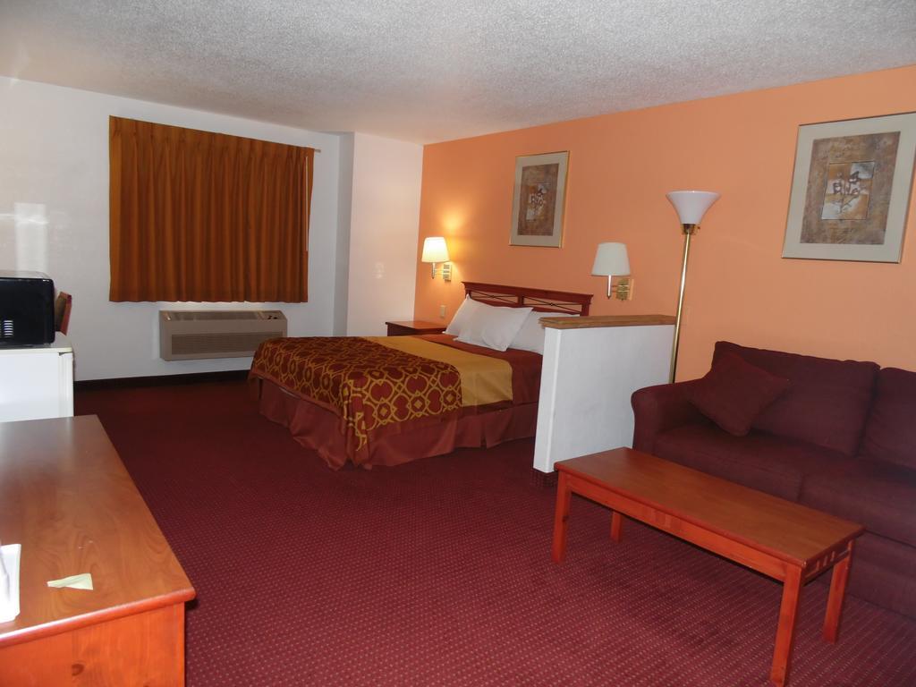 American Inn & Suites Boone Szoba fotó