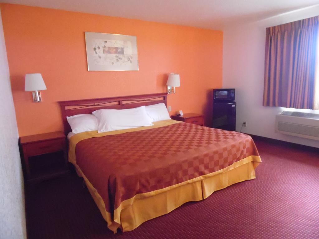 American Inn & Suites Boone Szoba fotó
